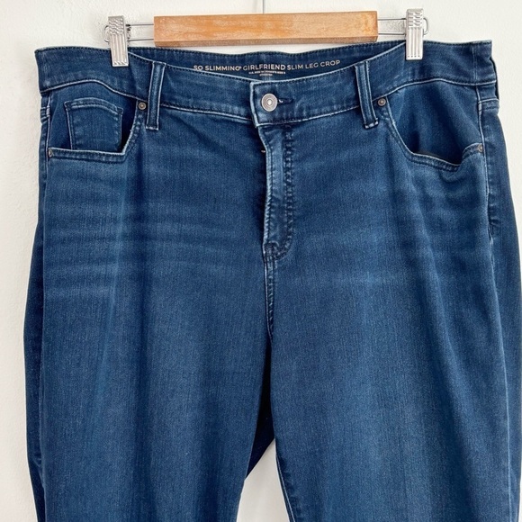 Chico’s So Slimming Girlfriend Slim Leg Crop Jeans Size 3 (US 16) - Picture 3 of 13